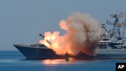 ناو روسیه در شبه جزیره کریمه. ژوئیه ۲۰۱۵. آرشیو