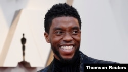 Chadwick Boseman, cuya enfermedad le diagnosticaron por primera vez en el 2016, continuaba trabajando esencialemente en películas de Hollywood, pese a que fue sometido a múltiples operaciones y quimioterapias.