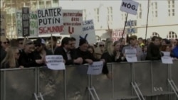 Panama Papers Go Online