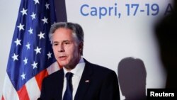 Menteri Luar Negeri AS Antony Blinken dalam konferensi pers di akhir pertemuan para menteri luar negeri G7 di pulau Capri, Italia, 19 April 2024. (REUTERS/Ciro De Luca)