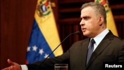 Tarek William Saab, fiscal general designado por la oficialista Asamblea Nacional Constituyente, durante una rueda de prensa celebrada en Caracas, el 2 de noviembre de 2017.