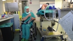 Paralyzed Surgeon Overcomes Disability to Practice Medicine Again