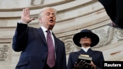 Повлекување на САД од СЗО беше една од првите извршни одредби на Трамп после инаугурацијата за претседател, 20 јануари, Вашингтон, 2025