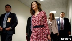 Bà Gina Haspel người được đề cử làm Giám đốc CIA đến gặp các thượng nghị sĩ tại Điện Capitol ngày 7/5/2018. 