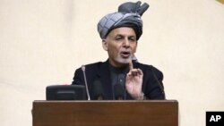 غني: جګړه د حل لار نه ده
