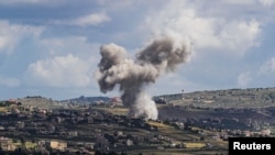 Dîmeneke pevçûnên navbera Hizbullah û Îsraîlê li ser sînorê di navbera Îsraîl û Libnanê de.