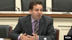 Stiv Sverdlov, inson huquqlari bo'yicha "Human Rights Watch" tashkiloti vakili