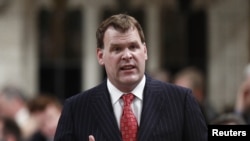 Canada's Foreign Minister John Baird (file photo)