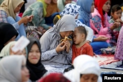 Momen salat &#39;Id bersama keluarga besar adalah salah satu yang dinantikan para pemudik setiap mudik lebaran ke kampung halaman (foto: dok).