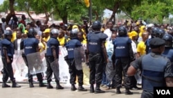 Angola polícia manifestações manifestantes