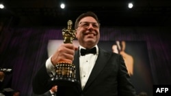 รอน บาร์ตเลตต์