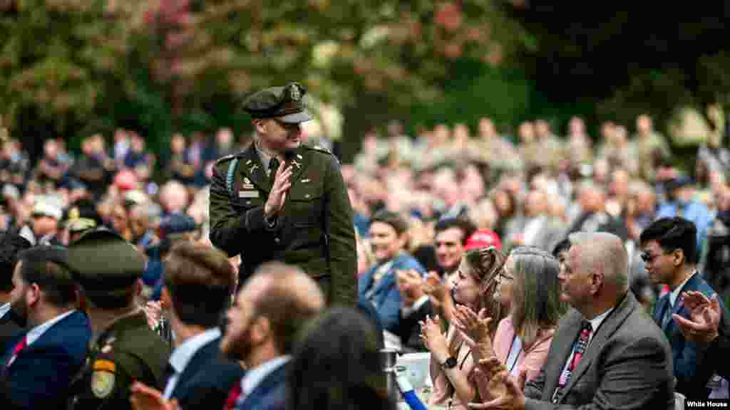 گالری عکس | مراسم گرامی‌داشت یاد قربانیان حملات تروریستی یازدهم سپتامبر در بیست و چهارمین سالگرد این حملات در پنتاگون (پنج‌شنبه ۲۰ شهریور ۱۴۰۴) 