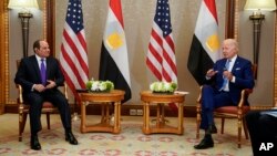 Американскиот претседател се сретна со египетскиот претседател Абдел Фатах ал-Сиси во Саудиска Арабија, 16 јули 2022 година