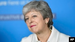 PM Theresa May dikabarkan telah memberi jadwal mengenai pengunduran dirinya. 