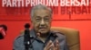 Mahathir Anggap Pemecatan Dirinya dari Partai Bersatu Ilegal