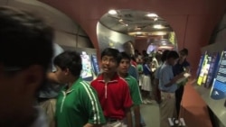 India’s Railway Used as Mobile Classroom