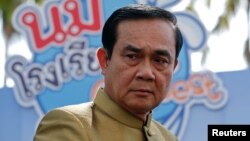 Thailand's Prime Minister Prayuth Chan-ocha arrives at a weekly cabinet meeting at Government House in Bangkok, Thailand, Sept. 27, 2016.