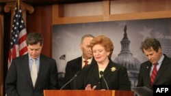 施塔贝诺参议员