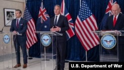 مقام‌های ارشد دفاعی ایالات متحده، بریتانیا و آسترالیا