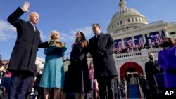 Presiden AS Joe Biden saat disumpah sebagai Presiden AS ke-46 pada 20 Januari 2021 (foto: dok). 