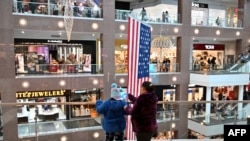 Растот на работните места се зголеми за 212.000 минатиот месец во однос на ноември, објави во петокот Одделот за труд. 