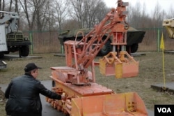 FILE - Remote control equipment used at Chernobyl after the reactor explosion. Much of it ceased to function because the high radioactivity levels made electronic circuits inoperable. (Steve Herman/VOA)