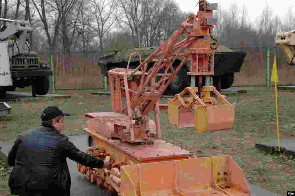 Remote control equipment used at Chernobyl after the reactor explosion. Much of it ceased to function because the high radioactivity levels made electronic circuits inoperable, Chernobyl, Ukraine, March 19, 2014. (Steve Herman/VOA).