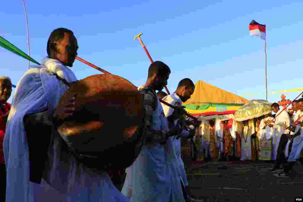 ጥምቀት በደምበል ኃይቅ 