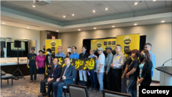 “香港議會”籌委會成員2022年7月27日在加拿大多倫多召開記者會。(資料照片) 