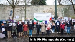 عکس روز | تجمع در میدان تروکادرو در پاریس و درخواست برای آزادی بنجامین بریر
