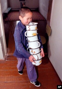 "O’z paytida bizning avlod bolalikni sezib, his qilib yashagan. Hozirgi farzandlarda bolalik sezilmaydi. Hamma qandaydir muammolar bilan yashaydi"