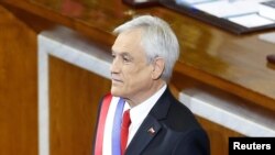 El presidente de Chile, Sebastián Piñera, observa después de pronunciar su discurso anual en el edificio del congreso nacional en Valparaíso, Chile, 1 de junio de 2019.