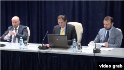 Članovi Fiskalnog saveta Srbije, Foto: Glas Amerike