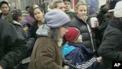 Black Friday shoppers (file)