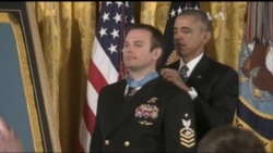 За цей подвиг американський солдат отримав Medal of Honor. Відео