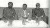 Jonas Savimbi, presidente da UNITA, Agostinho Neto, presidente do MPLA e Holden Roberto, presidente da FNLA