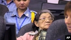 Ieng Thirith, former social affairs minister of Khmer Rouge regime and one of four leaders expected to face trial next year, shown at Cambodia's war crimes tribunal near Phnom Penh. (file photo)