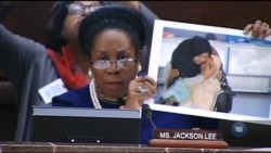 Голова Міністерства внутрішньої безпеки США Келлі завітав до Конгресу, аби запевнити законодавців у правильності дій президента. Відео