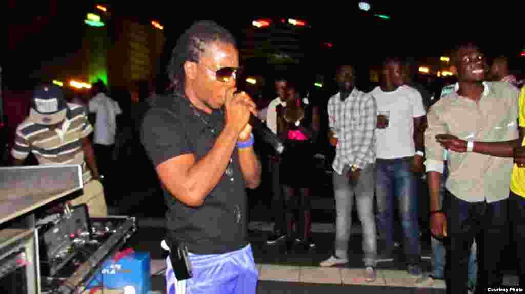 Entertainment at Team Tiki's 'Tiki 3G' event in the Silver Star Tower was a popular Ghanaian rapper, Edem. As usual, some of the proceeds went to charity. (Courtesy Team Tiki)