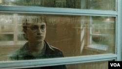 La nueva entrega de la saga Potter contiene mucha más acción y romance que sus predecesoras por lo que ha sido clasificada PG 13.