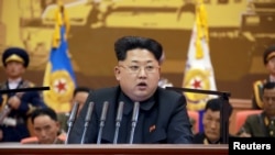 North Korean leader Kim Jong Un speaks during the 5th meeting of training officers of the Korean People's Army in this undated photo released by North Korea's Korean Central News Agency (KCNA) in Pyongyang, April 26, 2015.
