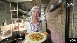 Українська господиня пані Алла