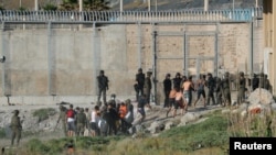 Situées sur la côte nord du Maroc, les enclaves espagnoles de Melilla et Ceuta sont les seules frontières terrestres de l'UE sur le continent africain.