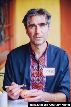 Художник Нестор Топчій проводить заняття в Г'юстоні, Техас