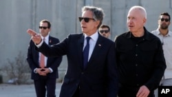 Ентони Блинкен (лево), Јоав Галант (десно)