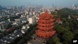 资料照 - 武汉市历史著名古迹黄鹤楼。