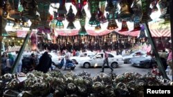 A shop full of traditional Ramadan lanterns called "fanous" is pictured ahead of the holy fasting month of Ramadan in Cairo June 27, 2014