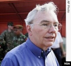 Lynn Pascoe adalah mantan duta besar AS untuk Indonesia, yang menjabat dari 2004 hingga 2007.