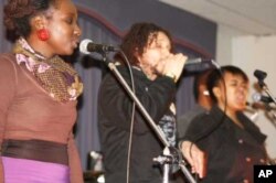 The NIA Collective mix an interesting variety of musical genres and influences from Kenya, Lesotho, South Africa and Europe to make their music