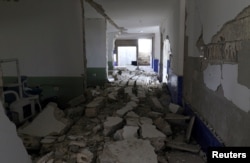 A view shows the damage at a hospital after an airstrike in Deir al-Sharqi village in Idlib province, Syria, April 27, 2017.